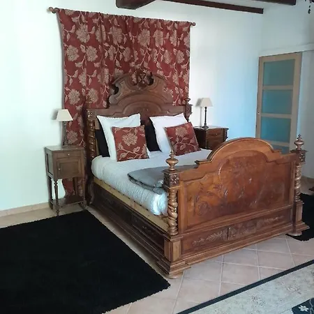 Alojamento de Acomodação e Pequeno-almoço La Charentaise Des Lilas *