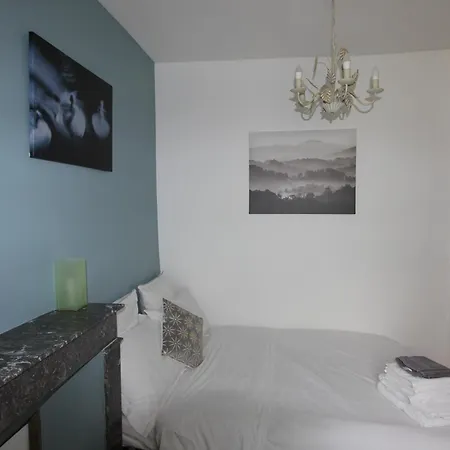 La Charentaise Des Lilas